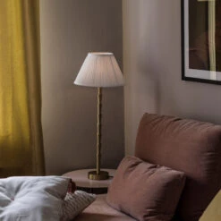 PR Home Pied Pour Lampe Chloe 61 Cm -Lampes Boutique 45325 01 02 90700a5efe