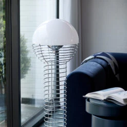 Verpan Lampe Sur Pied Wire -Lampes Boutique 46648 01 03 cd144d278c