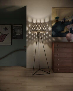 Lampadaire Pilke Signature Tripod Ø60 Cm -Lampes Boutique 581275 01 41 EnvironmentImage 9249afd007