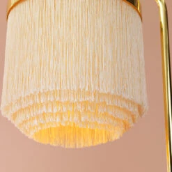 Warm Nordic Lampadaire Fringe 14 Warm Nordic Lampadaire Fringe -Lampes Boutique Fringe golvlampa cream white detail 0278454b24