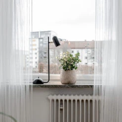 Globen Lighting Lampe De Table Swan -Lampes Boutique Swan bordslampa svart miljo 1 3dcd8f2603