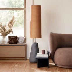 Ferm LIVING Pied De Lampe Hebe -Lampes Boutique hebe lampfot miljo3 278279644a